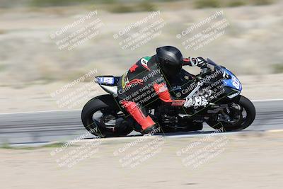 media/Jan-15-2026-Racers Edge (Thu) [[dfebeb70ab]]/2-A Group/Session 3 (Turn 15 Inside Pans)/